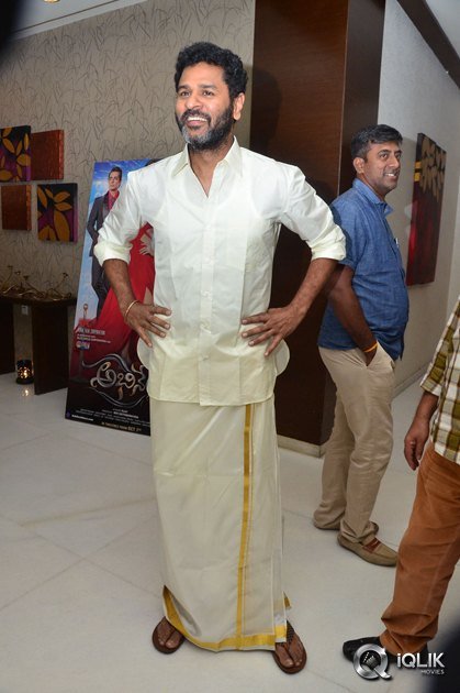 Abhinetri-Movie-Success-Meet